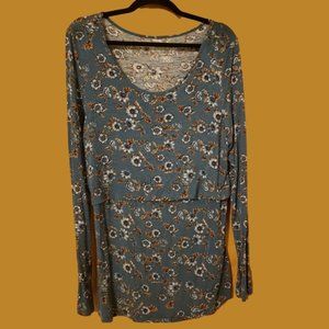 Latched Mama XL nursing shirt